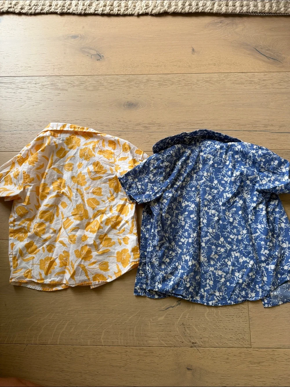 TWO - Kids' Short-Sleeve Floral Shirt - Blue and white and yellow and white